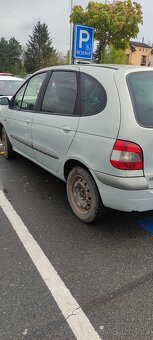 Renault Scénic - 2