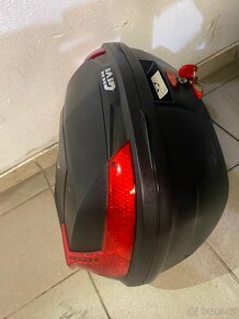 kufr givi 50 l skoro nový - 2