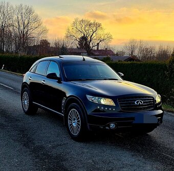 INFINITI FX45 SPORT BEZ STK SPADENY ŘEMEN - 2