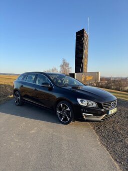Volvo V60 D5,158kw - 2014 - 2