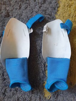 Dětské fotbalové chrániče NIKE CHARGE - 2