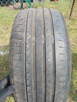 235/40 R18 - 2