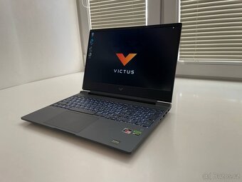 Herní notebook HP Victus 15 - 2
