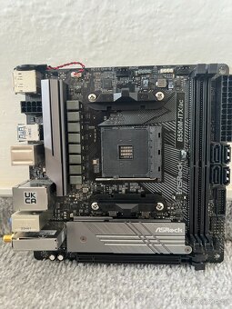 ASROCK B550M-ITX/ac Socket AM4 - 2