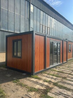 Obytný kontejner o rozměru 3x6m s francouz. dveřmi - 2