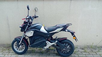 ELEKTRO MOTOCYKL HECHT STRATIS březen 2024 - 2