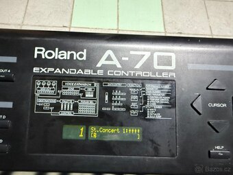 ROLAND A-70 - 2