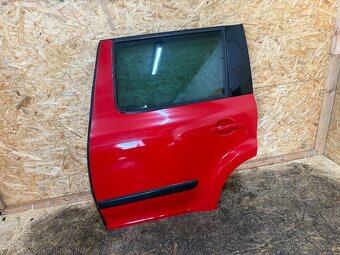 LEVÉ ZADNÍ DVEŘE ŠKODA YETI LF3K/8151 - 2