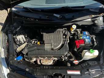 Suzuki Swift 1.3 benzín, 2012, 90 000 km - 2