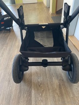 Kočárek Invictus 3v1 + Cybex Aton 5 s izofix základnou - 2