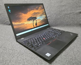 15,6 ThinkPad T15 i5-10310 24GB RAM, NVMe win11 7h bat - 2