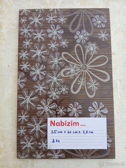 Zbytky obkladů po rekonstrukci bytu - 2