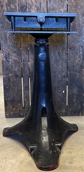 Měřící litinová deska - 2