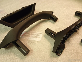 Madlo rukojet z BMW X3 X4   model  F25  /   F26 ... sada - 2