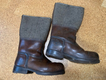 Flokovane stare vojenske zimni kozene boty nemecke WH,SS - 2