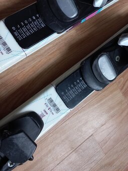 Lyže a hůlky, vel 130 - 2