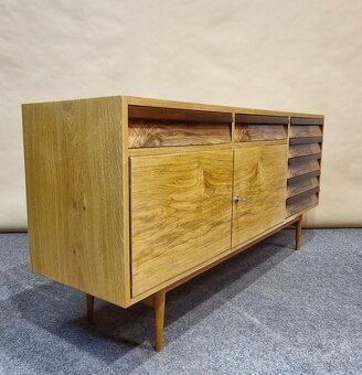 RETRO KOMODA - 50,60 LÉTA - 2