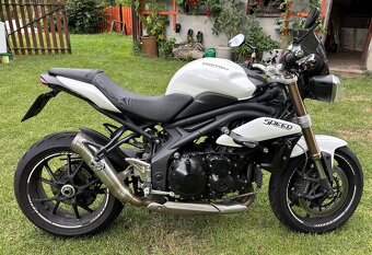 Triumph Speed Triple 1050 - 2