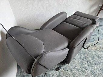 Polohovací křeslo - 2