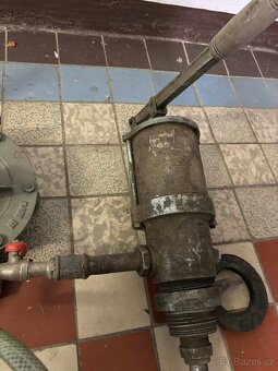 Ruční pumpa Sigma a pumpa na sud. - 2