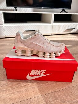Boty Nike Shox - 2