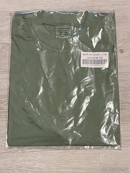 Triko zelené krátký rukáv. - 2