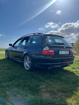 BMW 330i Touring (E46) - 2