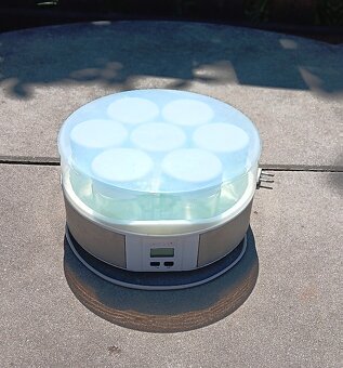 Prodám jogurtovač - 2