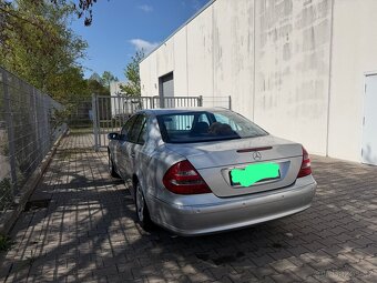 Mercedes w211 e200 , naezd 163000km - 2