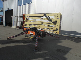 Pásová pracovní plošina JLG X19J - 2