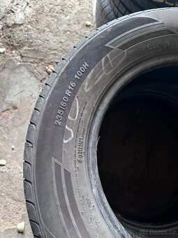 2ks letních pneu 235/60 R16 - Kumho - 2