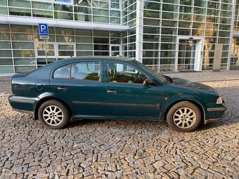 Škoda Octavia 1.8t 110 kw AGU - 2