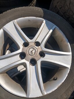 Kola Mazda viz foto - 2