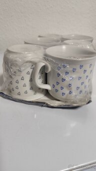 Porcelánové hrnky - srdíčka - 2