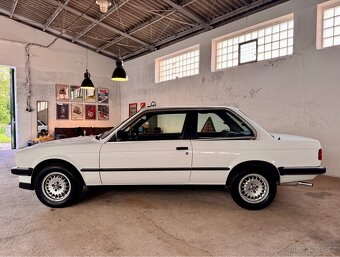 BMW E30 320i coupe klima/bez šíbru - 2