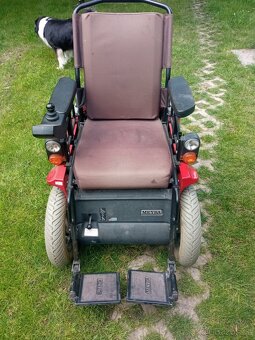 Prodám elektrický invalidní vozík - 2