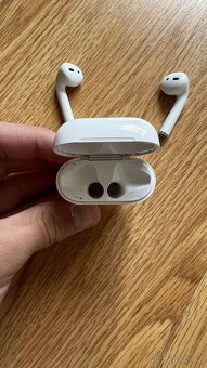 Apple Airpods - 2