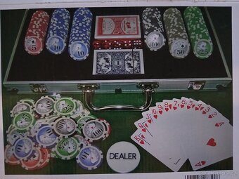 Poker sada / set Nerozbaleno 300 žetonů - 2