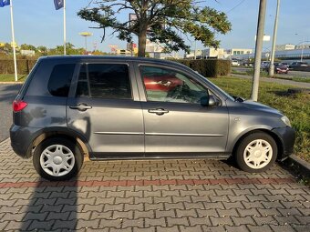 Mazda 2 Demio - 2