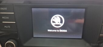 Originální Škoda rádio Fabia mk3 6V0 035 867 F - 2