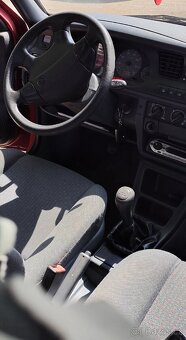 Škoda Felicia 1.3 – zachovalá, červená, s nosiči
- 2