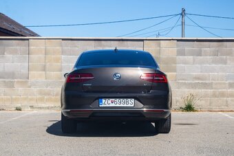 Volkswagen Passat 2.0 TDI BMT Highline 110kW /AJ NA SPLATKY/ - 2