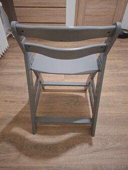 Rostoucí dětská židle - 2