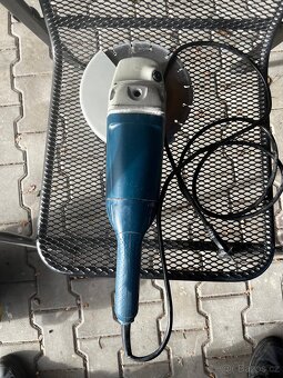 Bosch úhlová bruska - 2