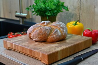 Masivní dřevěná krajeci deska/ prkénko. Woodblox. - 2