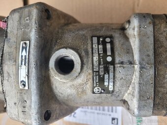 Prodám hydraulické čerpadlo - 2