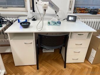 Prodám kancelářský nábytek - 2