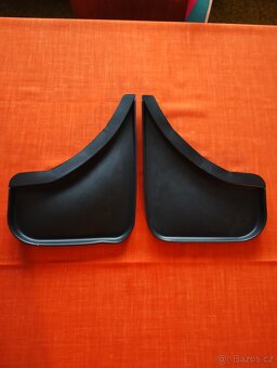 Zástěrky, lapače nečistot Dacia Duster 2010 - 2017 - 2