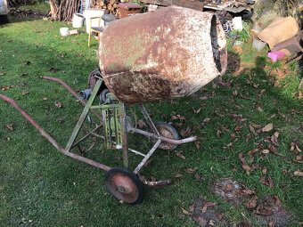 Stavební míchačka - 2