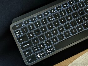 Podsvícená klávesnice Logitech MX Keys - 2